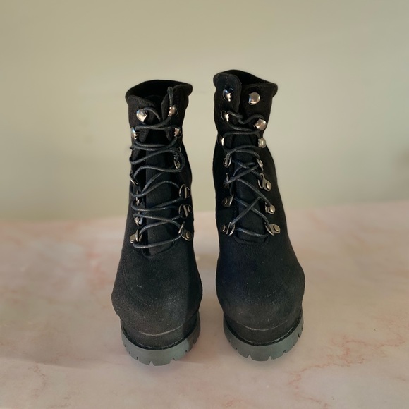 Black Platform Heeled Lace Up Boots - Picture 3 of 7